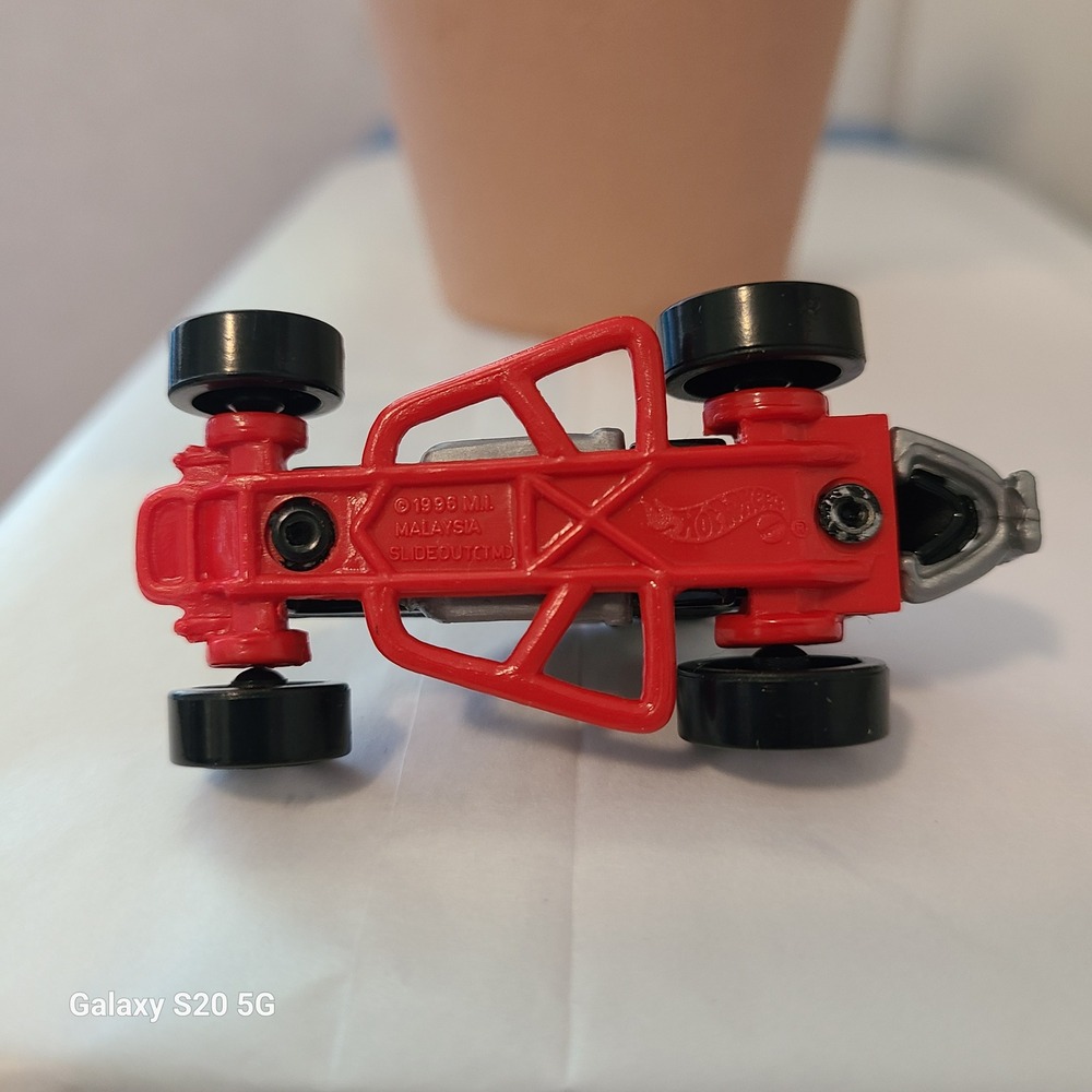 Hot Wheels Slideout Black Red Flames Race Car 1996 Diecast Toy Vehicle - Picture 6 of 6